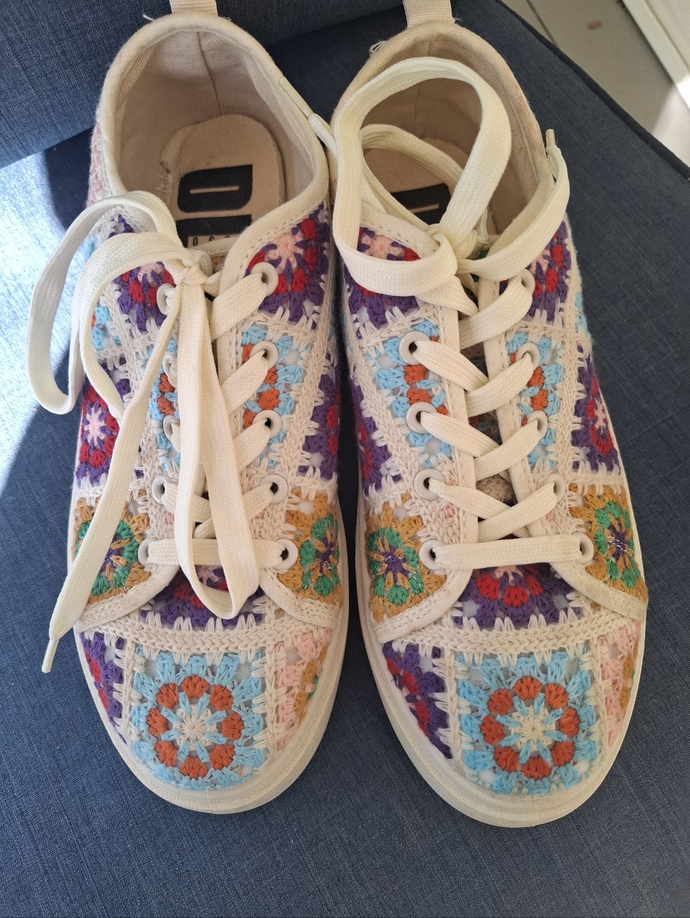 Dirty Laundry Rambling Multi Molor Crochet Sneaker Size 9.5
